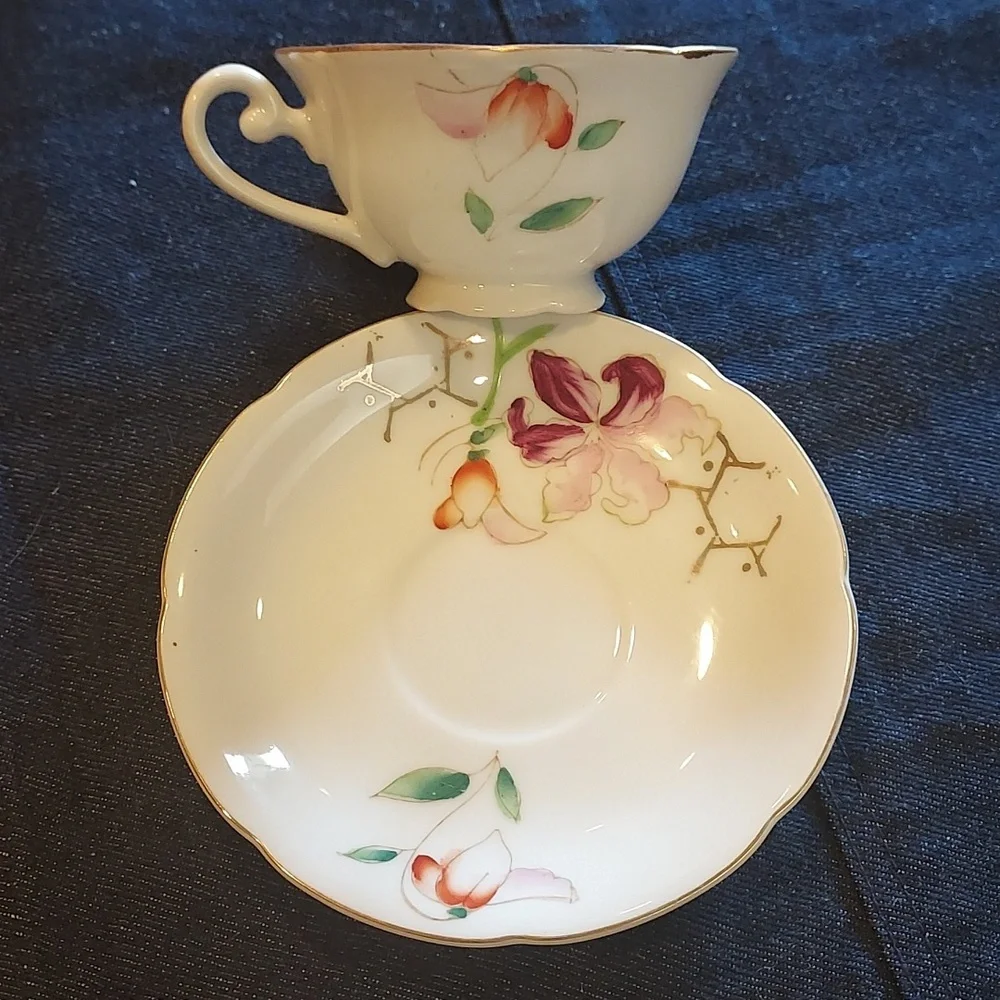 Tea Cup and Saucer made in occupied Japan Pink White Gold